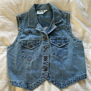 Vintage women’s Denim Sleeveless Vest size large